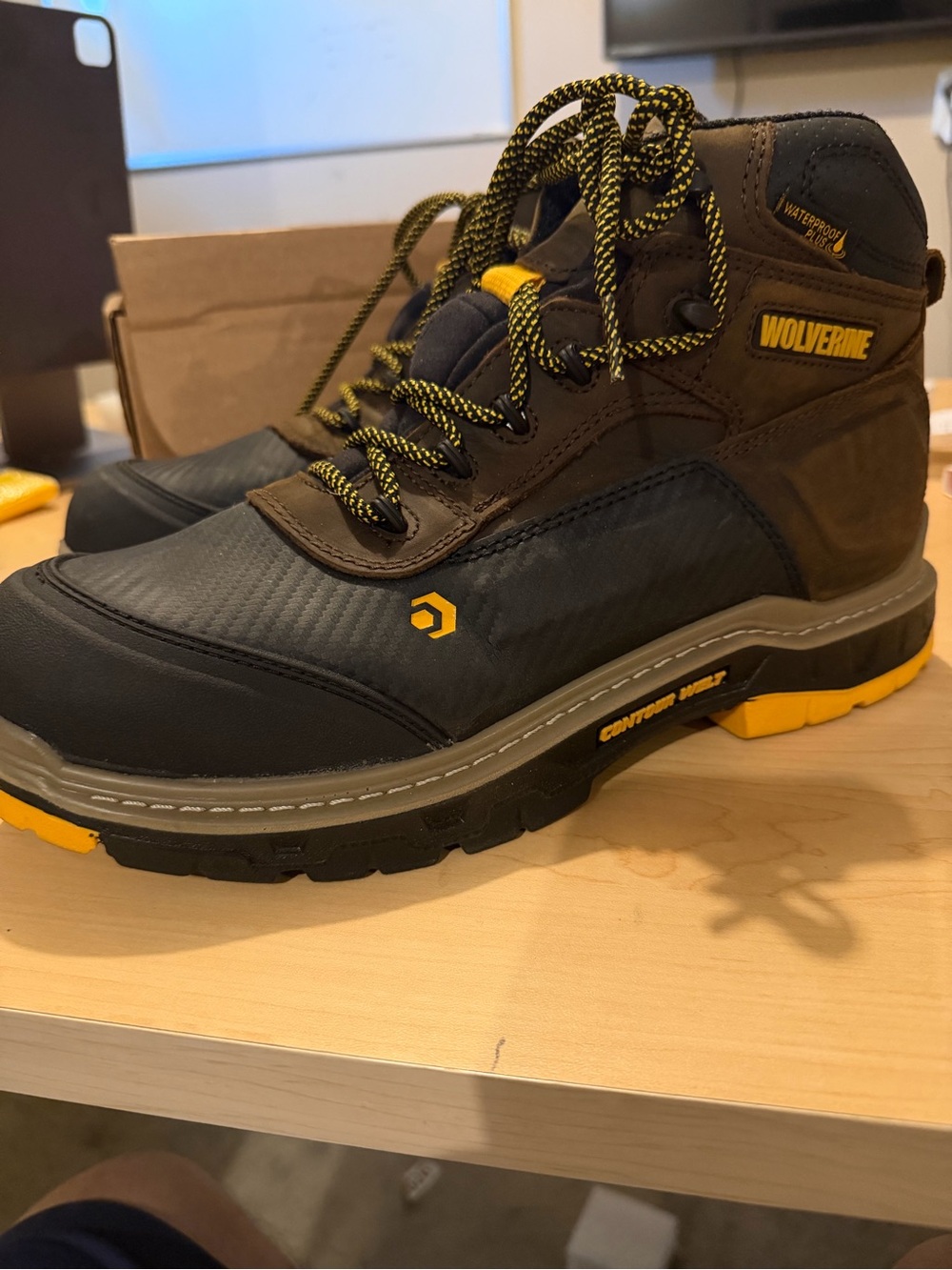 Wolverine Overpass mens Boot SIZE 11.5 (Return)EXCELLENT